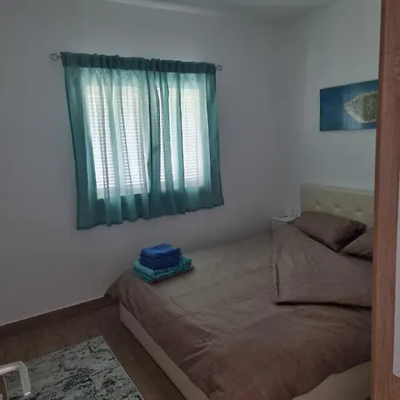 ,,sea Breeze,, - By The Sea